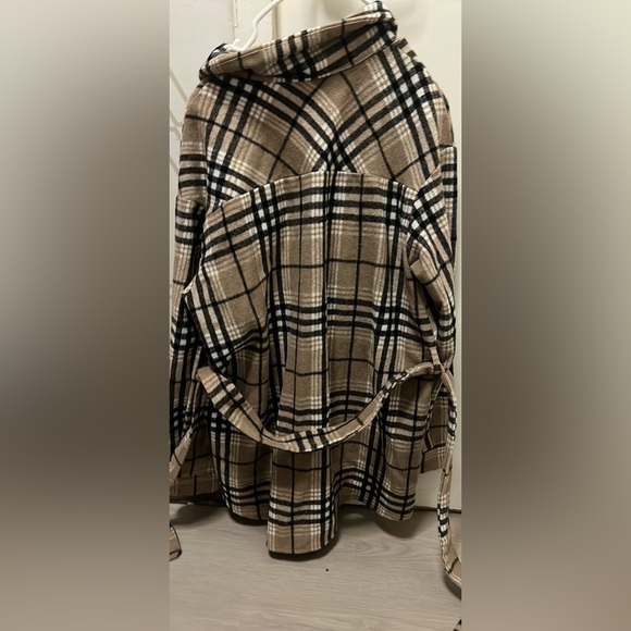 Plaid Jacket - Picture 2 of 2